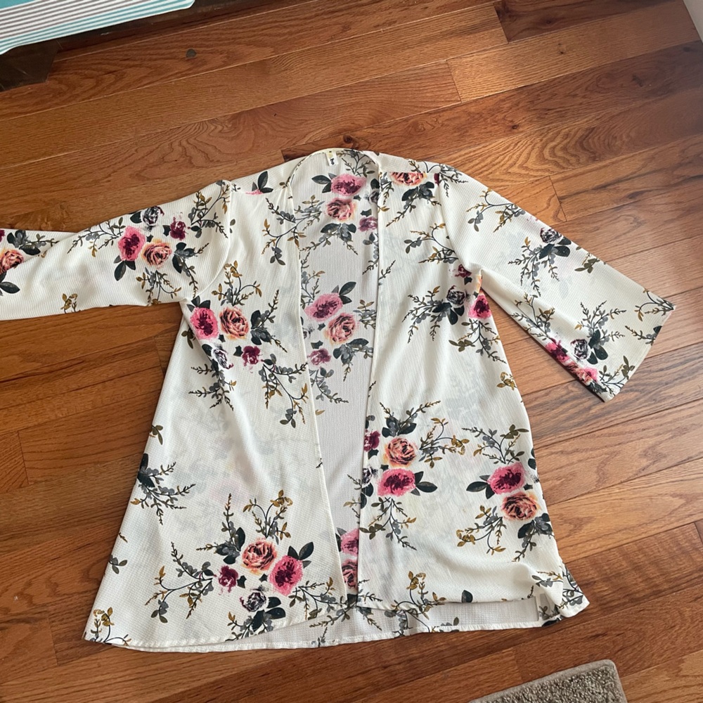 Floral Women's Cardigan - Cream and Pink